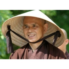 foto op canvas Thich Nhat Hanh